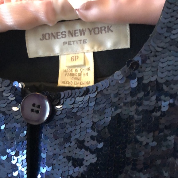 Jacket - Picture 3 of 3